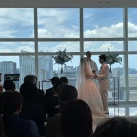 チャペルも窓が大きくて景色が良き