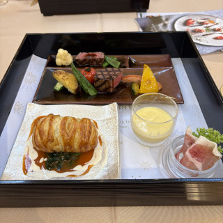 シェフこだわりの料理！