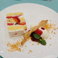 ウェディングケーキ