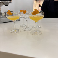 ウエディングパーティー
生オレンジジュース