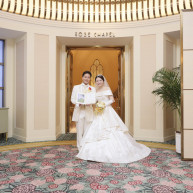 ローズチャペル前