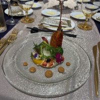 一品目からゴージャスな料理だった