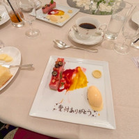 デザートに受付の方へのお礼を入れてくださりました