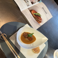 フォアグラ、大根、ししとう
味噌のソース