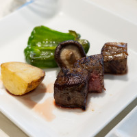お肉料理