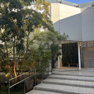 ガーデンからチャペル前の階段
フラワーシャワー実施場所