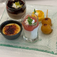 デザートビュッフェ