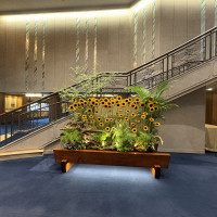 明治記念館入ってすぐのお花
