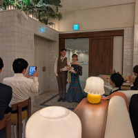 中座入場