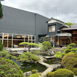 ロビーから見える日本庭園の景色です。|764077さんの葵庭園の写真(2558790)