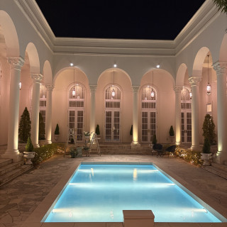 電線1つない空がみえる