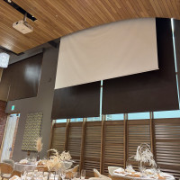 披露宴会場のスクリーン