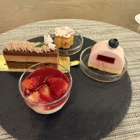 ビュッフェのケーキ