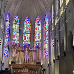 大聖堂のステンドグラス|764305さんのプリムローズ/FIVESTAR WEDDINGの写真(2521027)