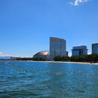 小会場。ガーデンから見える景観