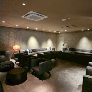 チャペル前の待合スペース。|764489さんのHilltop Resort YAMANOUE (ヒルトップリゾート ヤマノウエ)の写真(2505552)