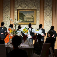 退場前