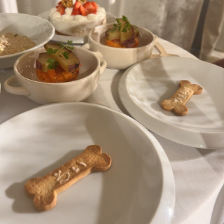 わんちゃん用のコース料理です。