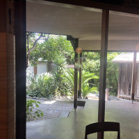 宿泊時にゆったりできる中庭です。