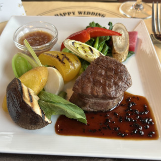 お肉がアルモニービーフと言う独自の品種だそうです。