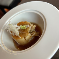蕎麦を使った料理です。