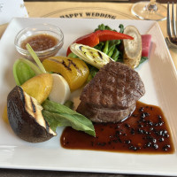 お肉がアルモニービーフと言う独自の品種だそうです。