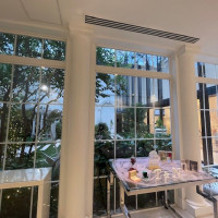 ホワイエ（パリテイスト）