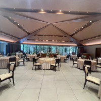 披露宴会場（ランカウイテイスト）