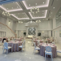 披露宴会場（パリテイスト）