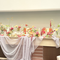 とても可愛いお花で、ドレスにも和装にも似合ってました！