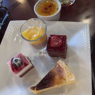 呉竹荘×旧青葉邸～メゾン・ド・リアン(絆を紡ぐ家)～のクチコミ 料理・ケーキの写真（1枚目）