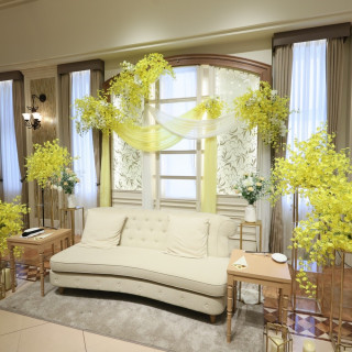 花や後ろの装飾はほとんどデフォルトでやっていただきました。