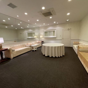 ゲスト控え室|765058さんのGRAN SUITE（グラン スイート）/FIVESTAR WEDDINGの写真(2507732)