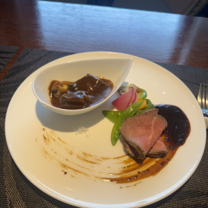 牛肉の赤ワイン煮込み、ローストビーフ|765065さんのTHE GRAND ORIENTAL MINATOMIRAI(グランドオリエンタル みなとみらい)の写真(2510192)