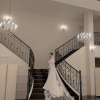 階段で写真撮影