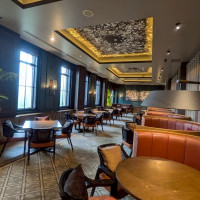 待ち合い室が豪華の為、ゲストの方も楽しみながら待てそうです