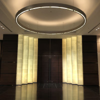 チャペル前のロビー空間