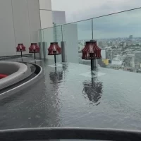 ソファー席