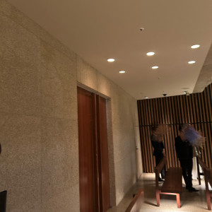 チャペルの入り口に非常口が見えないようにするなど細かな気遣い|765348さんのグランド ハイアット 東京の写真(2551050)