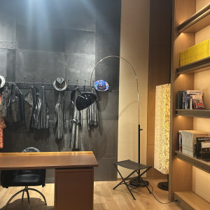 友人などが待つホワイエ|765348さんのグランド ハイアット 東京の写真(2551057)