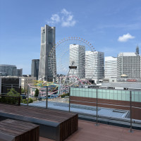 ルールトップからは横浜みなとみらいの景色が一望で写真映えする