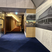 歴史的な建造物である説明がなされている