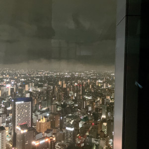 披露宴会場から見られる夜景|765459さんのMAISON 8（メゾンエイト）の写真(2545357)
