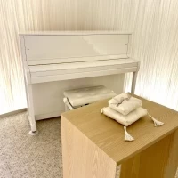 白とクリームメインの空間