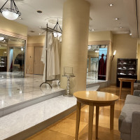 ドレスサロン内