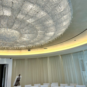 窓際のカーテン|765463さんのシャングリ・ラ 東京の写真(2543250)