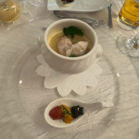 前菜。夫の好きな茶碗蒸しを洋風にしてもらいました。