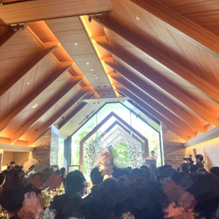 外が見えてナチュラルな雰囲気