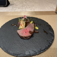 ブライダルフェアで行った際に試食をした肉料理です。