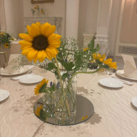 8月の結婚式でひまわりをメインにしました